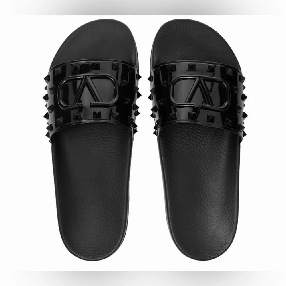Valentino Men's Rockstud Pool Slide in Nero 42